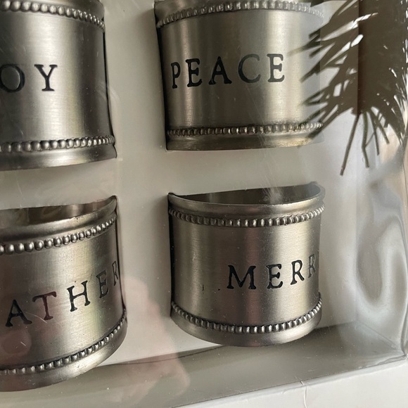 Magnolia Hearth & Hand~Pewter Finish 4 pc Napkin Ring NWT Joy~Peace~Gather~Merry - Picture 2 of 5